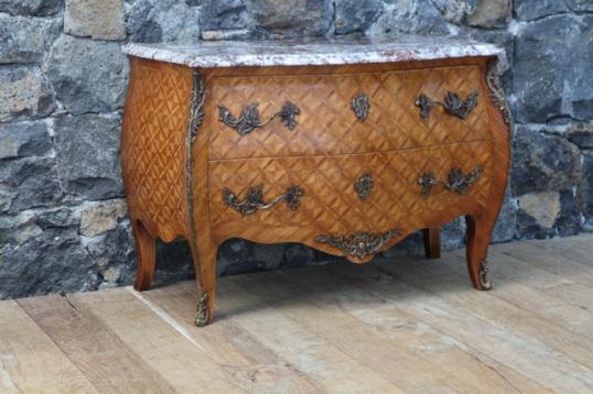 法国路易十五世衣框