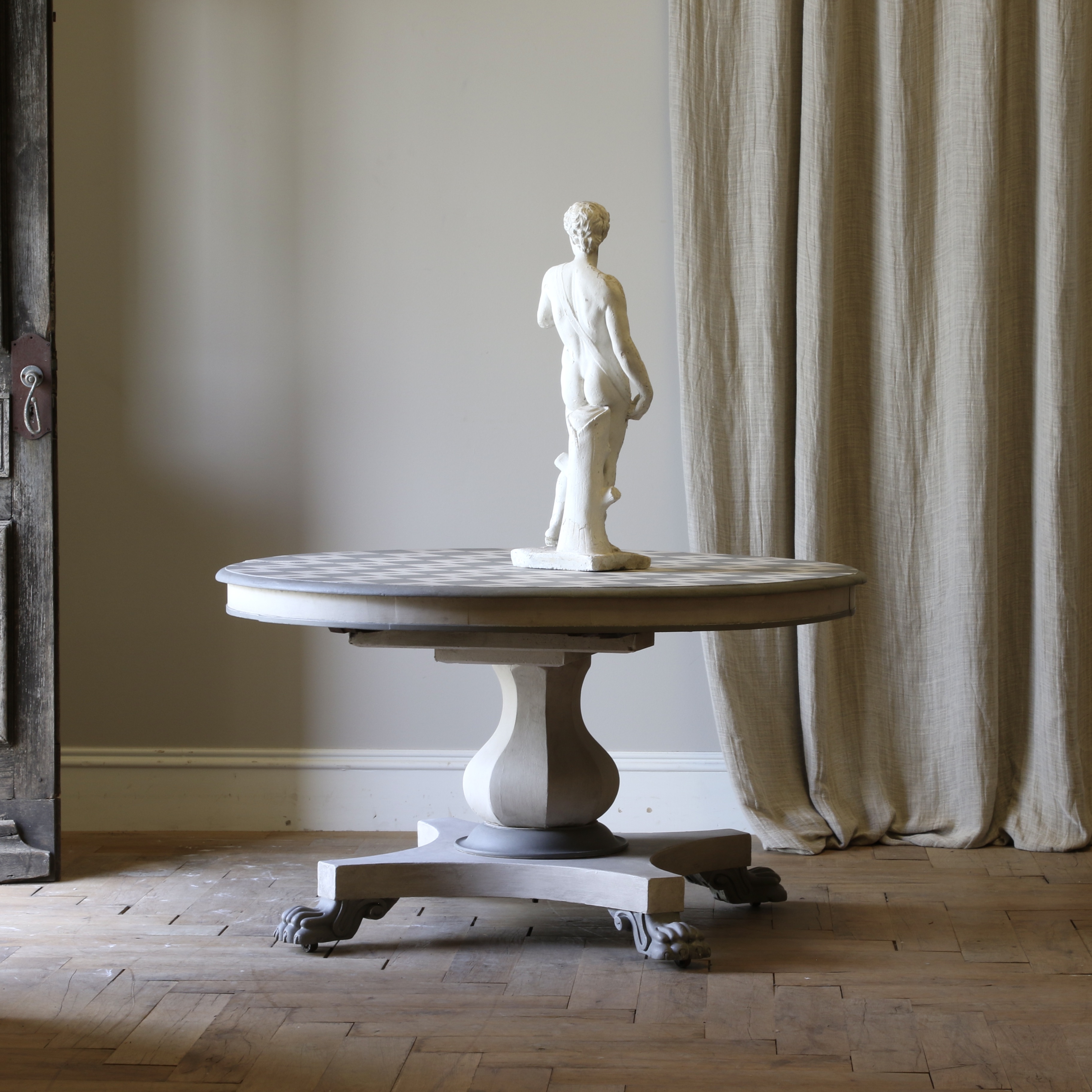 Regency Dining Table