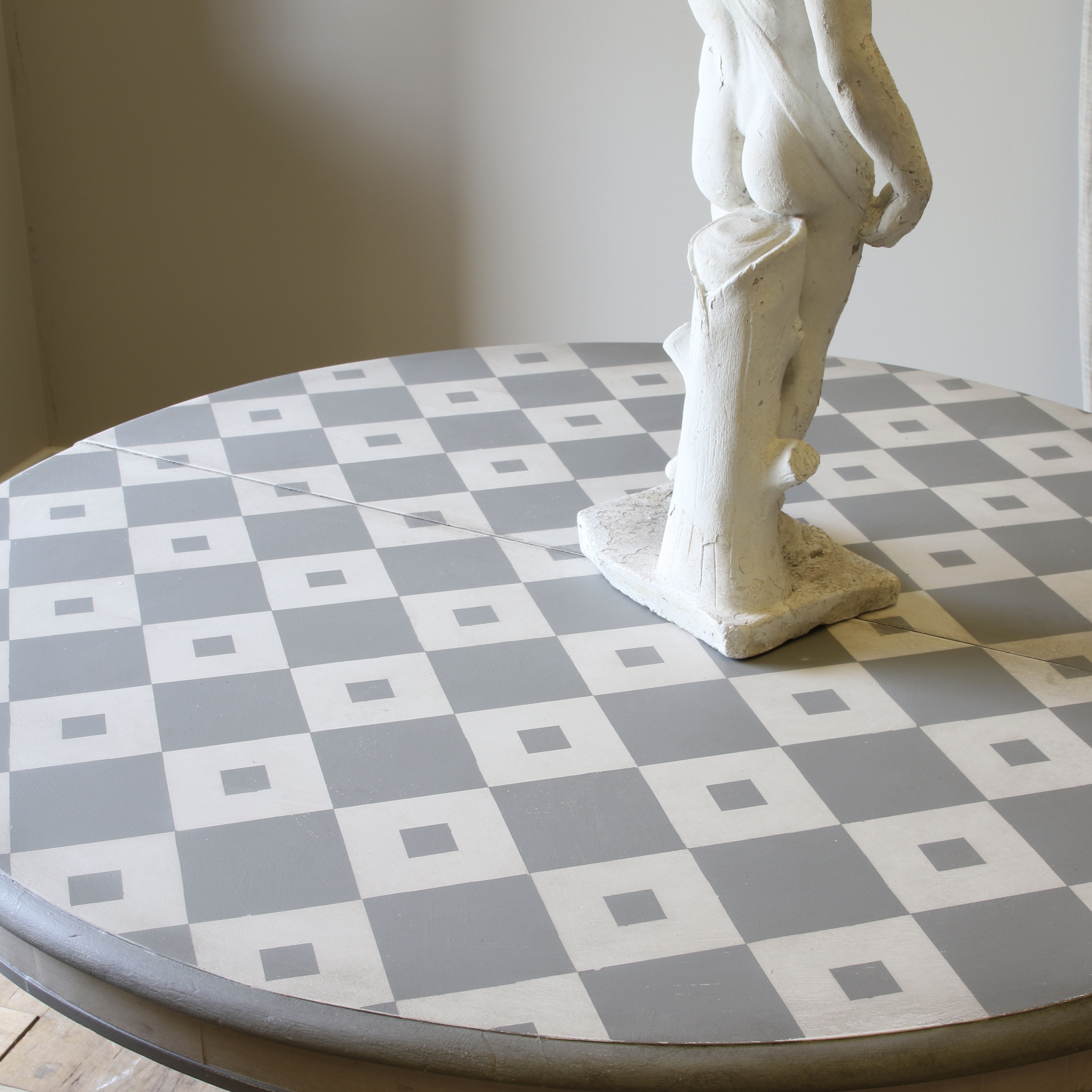 Regency Dining Table