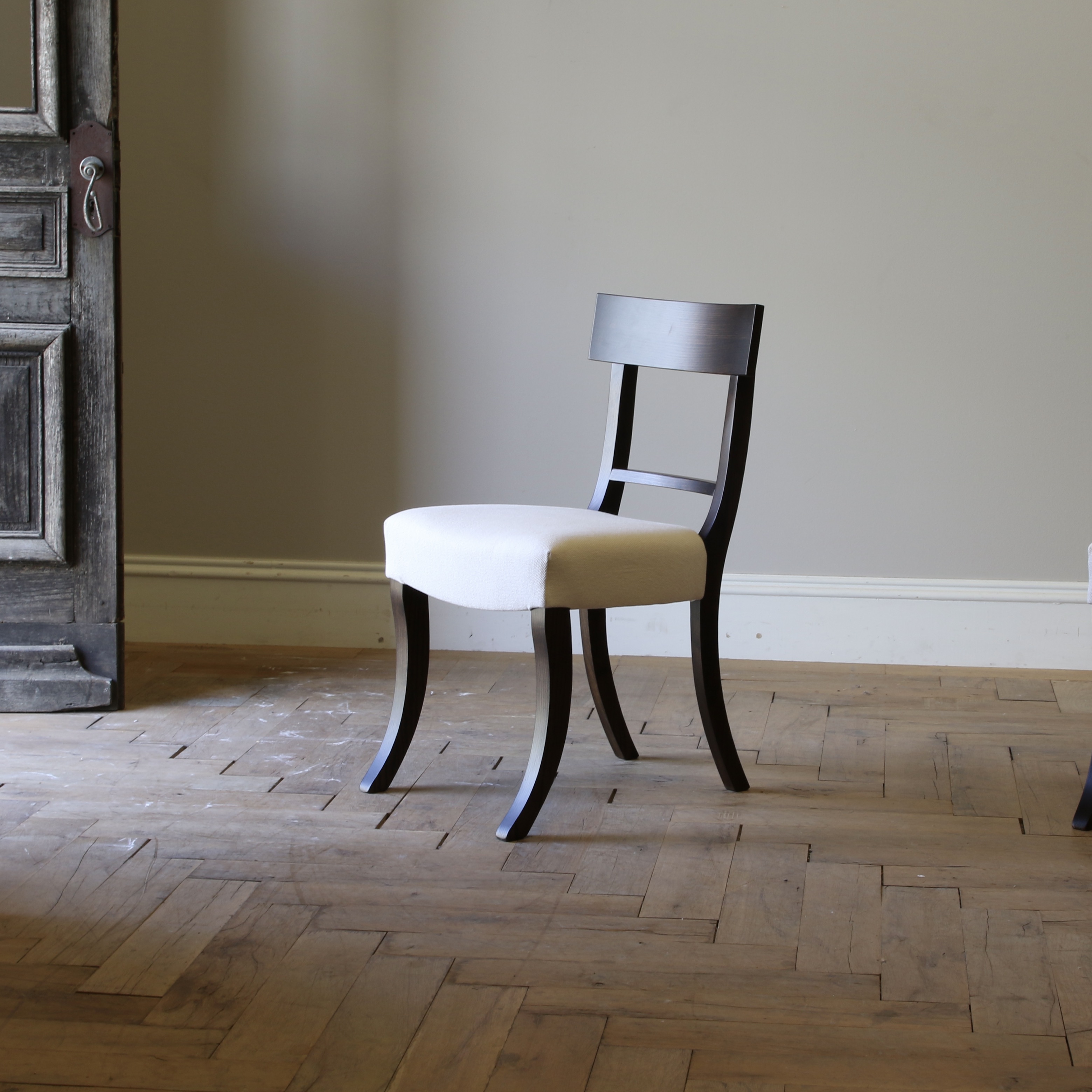 Klismos Chair // JS Editions