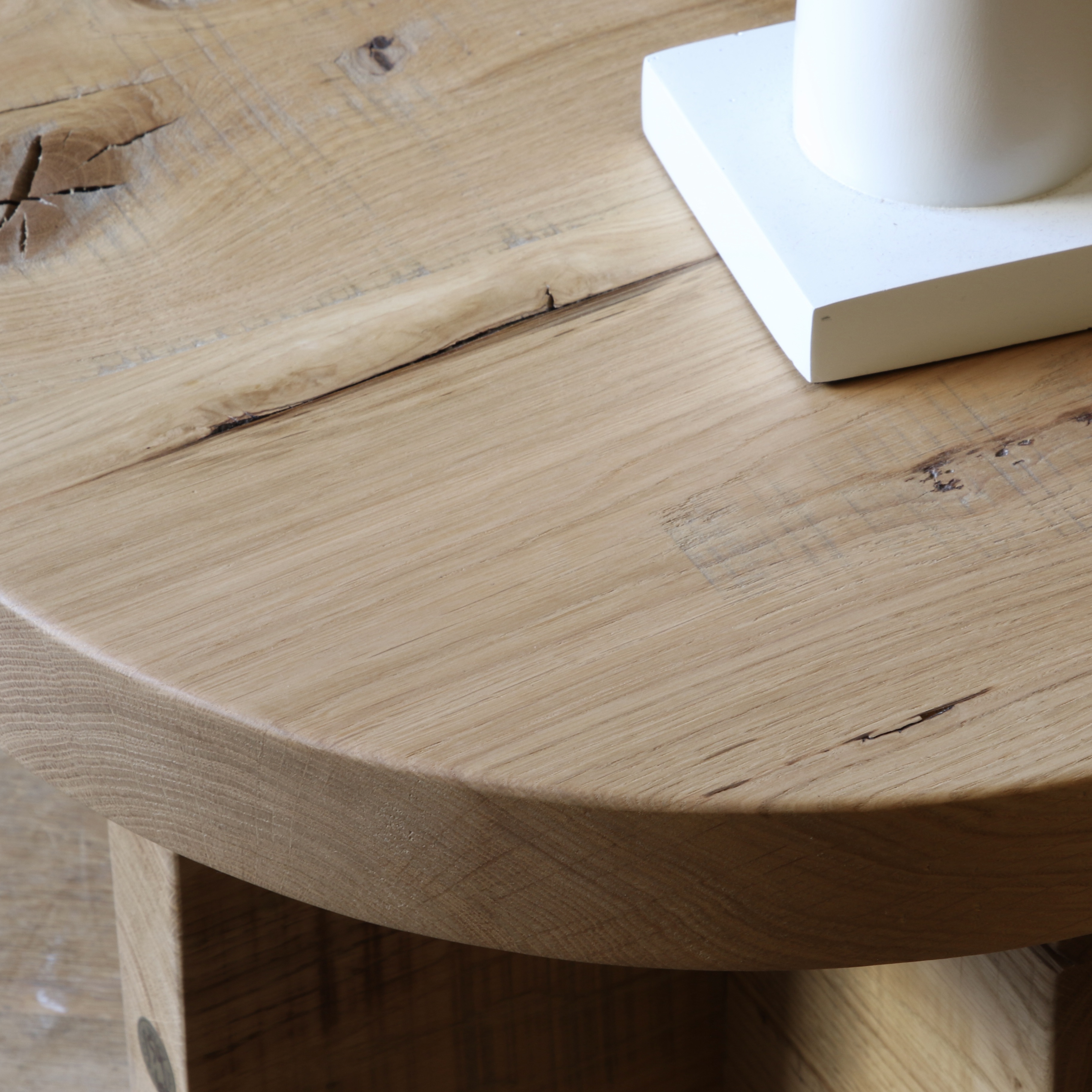 Round Wabi-Sabi Tables // JS Editions