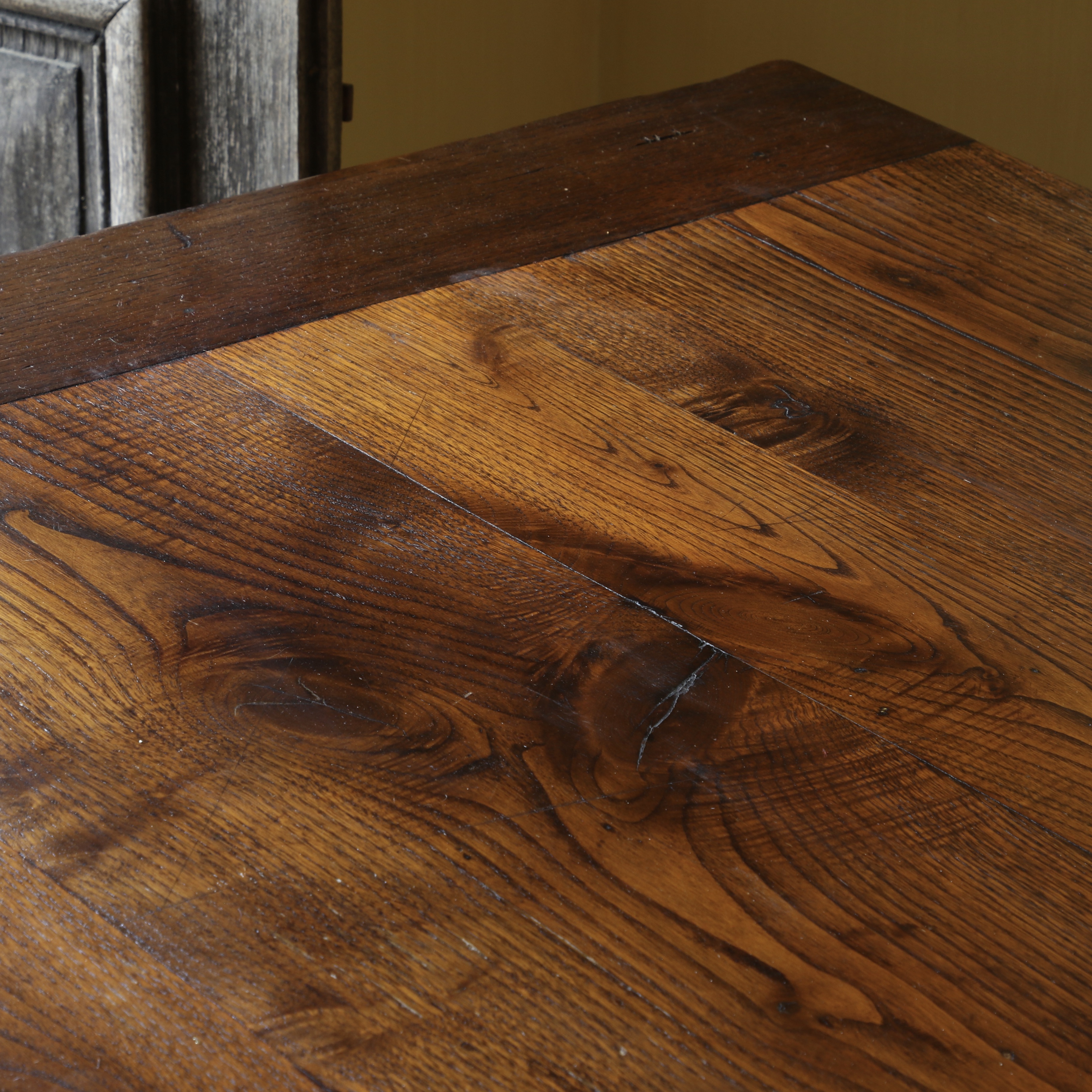 Dining Table // L2700mm