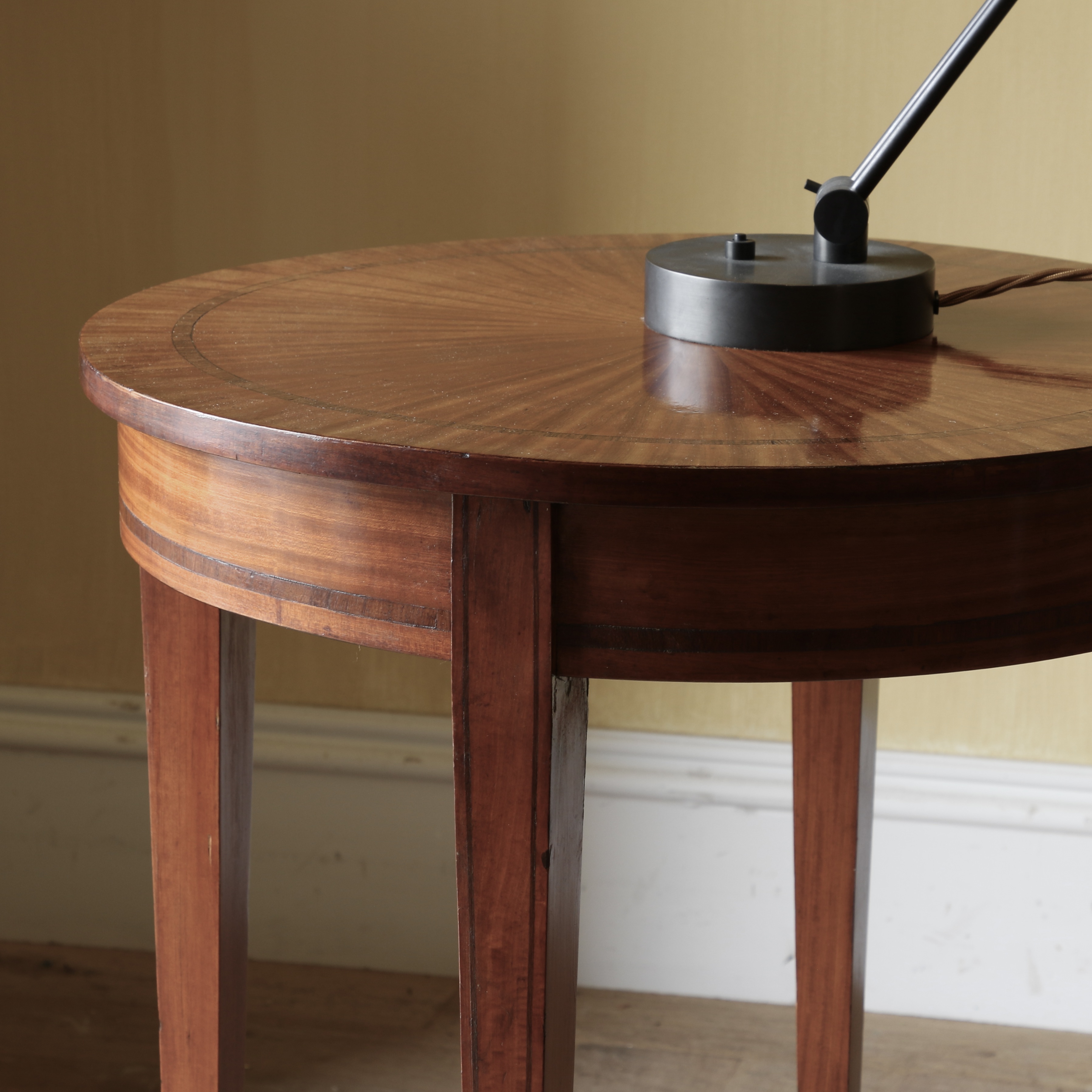 Round Empire Table