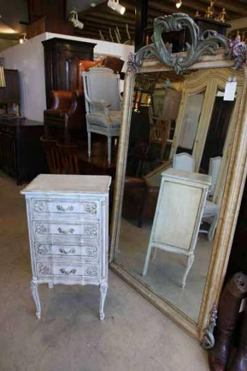 French Painted Chest of Drawers