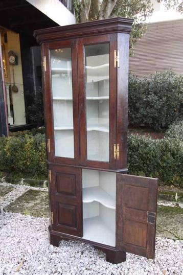 Georgian Corner Cabinet