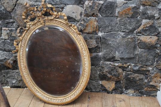 French Oval Gilt Mirror