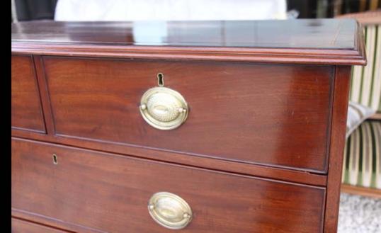 Georgian Chest of Drawers