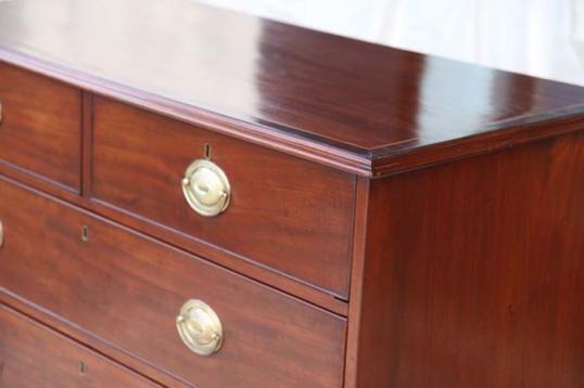 Georgian Chest of Drawers