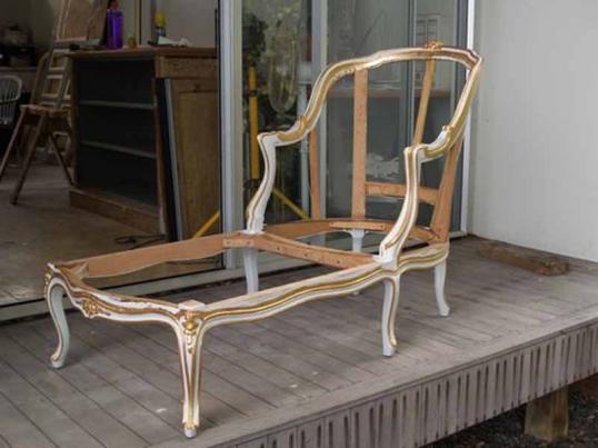 Louis Chaise Lounge