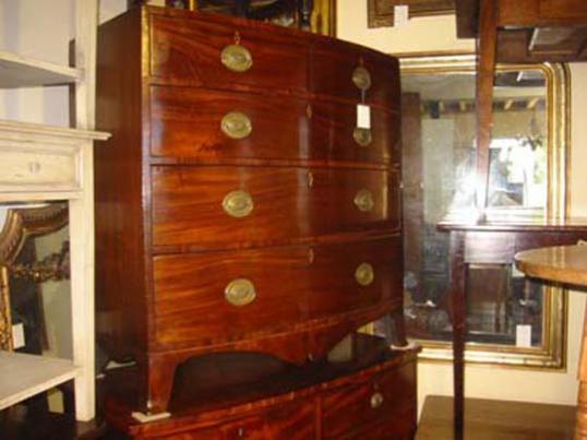 Bow Fronted chest of drawers