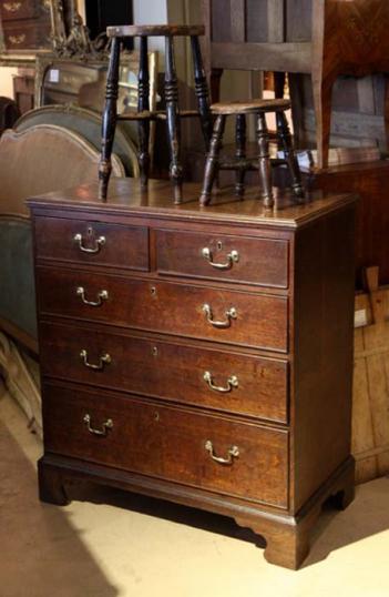 Georgian Oak Chest of Drawers