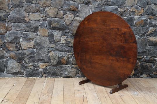 Large Burgundian Wine Table