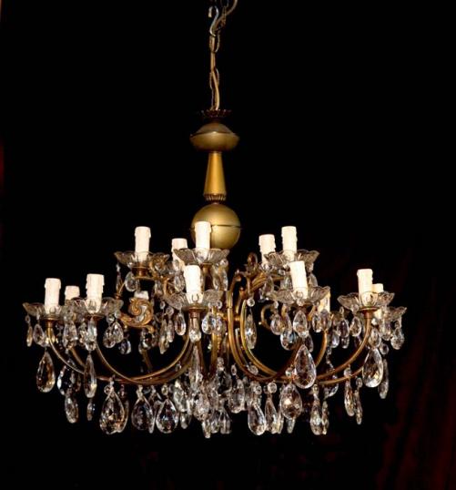 Antique Chandelier with Fifteen Lights