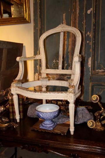 路易十六卡弗椅架