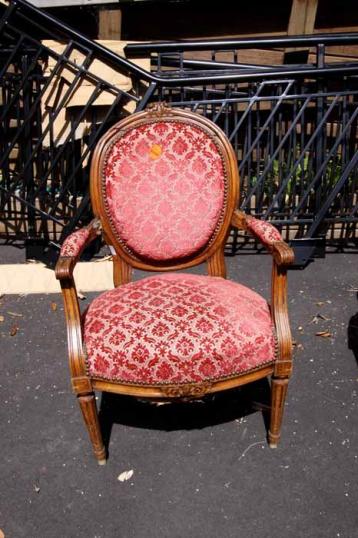 19世纪晚期的路易十六风格椅子