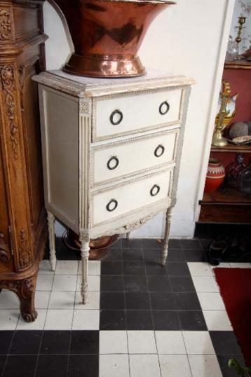 Pair of Painted Louis XVI Bedsides