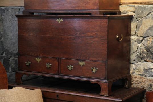 Georgian Mule Chest