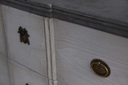 Swedish Commode (Chest of Drawers)