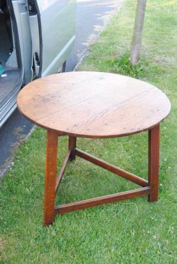 English Oak Cricket Table