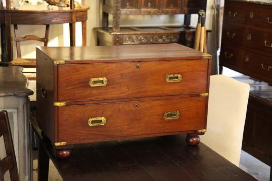 English Military Chest (half)