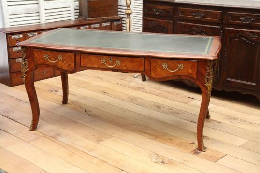 A French Bureau Plat