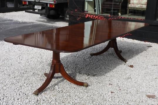 Mahogany Pedestal Dining Table