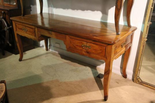 Cherrywood Bureau Plat