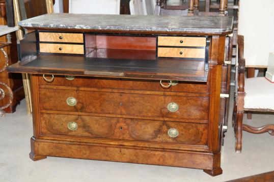 French Burr Walnut Commode/Secretaire