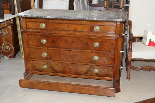 French Burr Walnut Commode/Secretaire