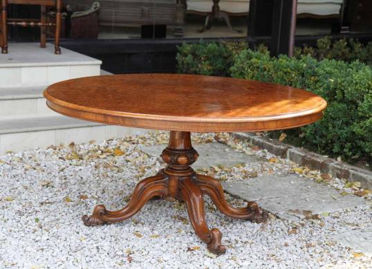 Victorian Lou Table