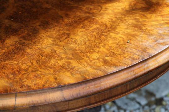 Victorian Lou Table