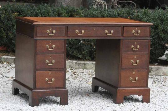 Small English Oak Desk