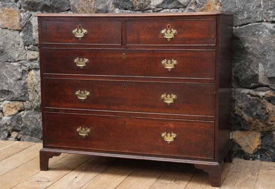 English Oak Chest of Drawers