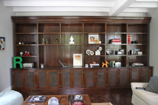 10-79 - Large Wetherby George Bookcase with Cupboards