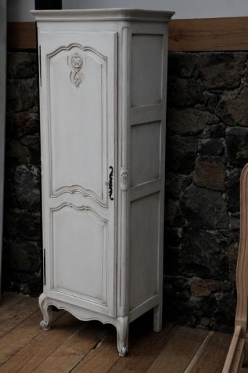 French Bonnietiere or One Door Armoire