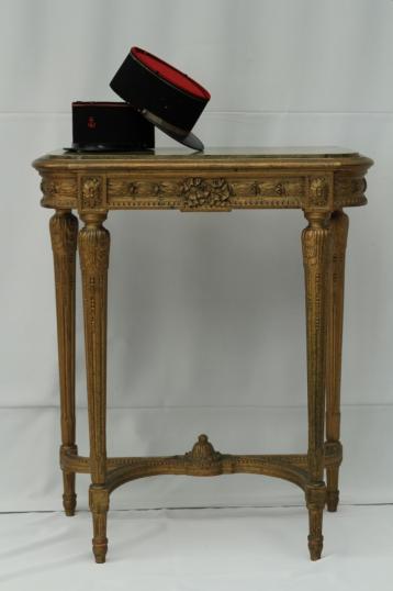 French Console