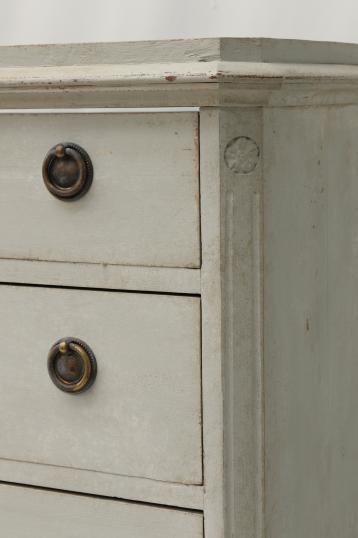 Gustavian Commode