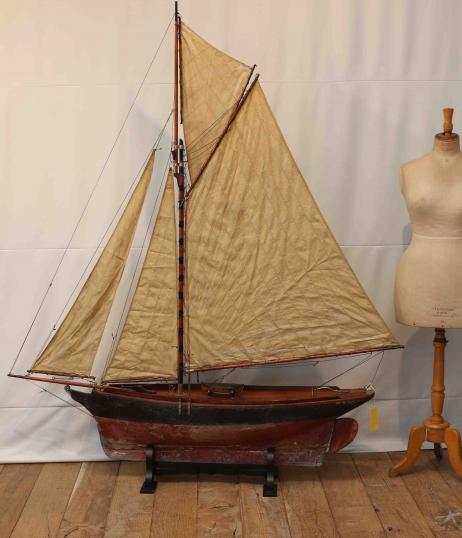 维多利亚时代池塘帆船