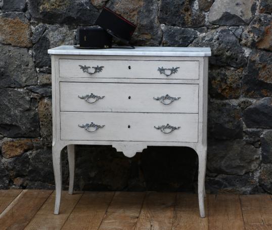 French 3 Drawer Commode