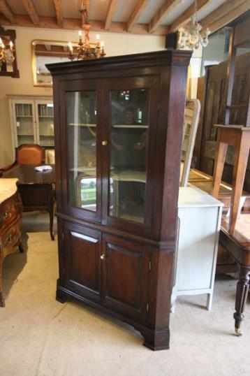 Solid Oak Corner cabinet