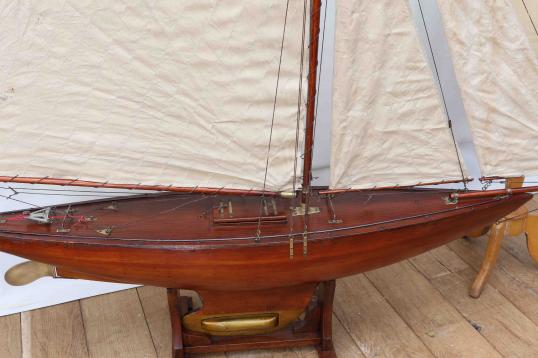 Gaff Rigged Sloop Yacht