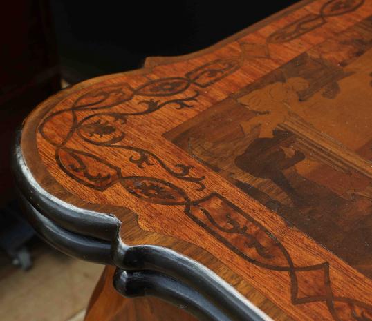 18th ( or early 19th ) Century Italian Modena Card Table