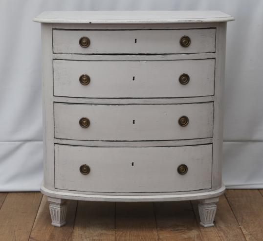 Bow Fronted Gustavian Chest of Drawers