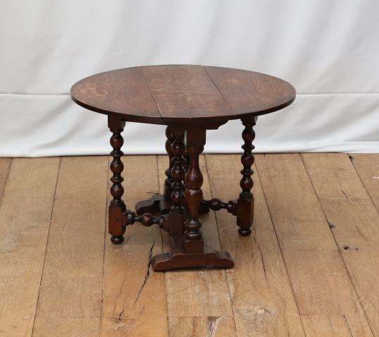 Drop Leaf Table