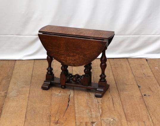 Drop Leaf Table