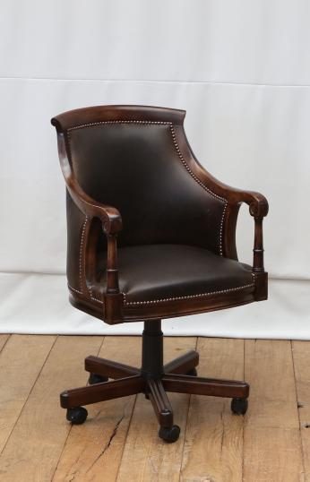 Captain's Chair with Swivel Base