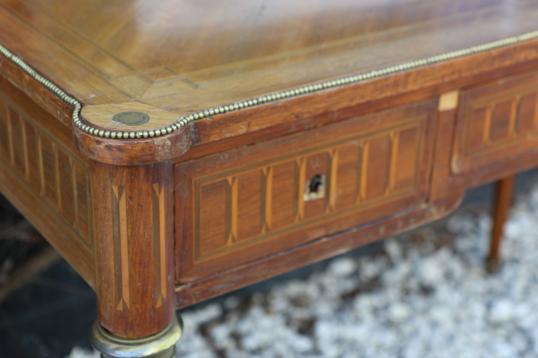 French Bureau Plat