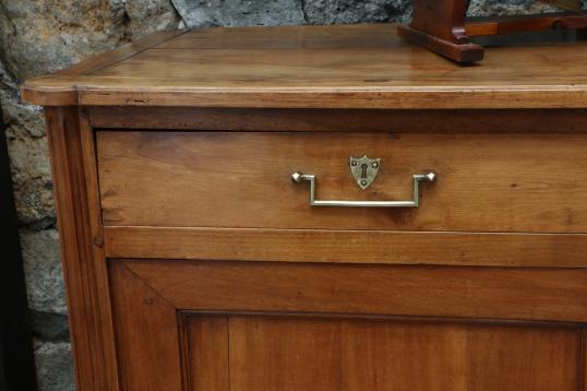 Directoire Dresser Base