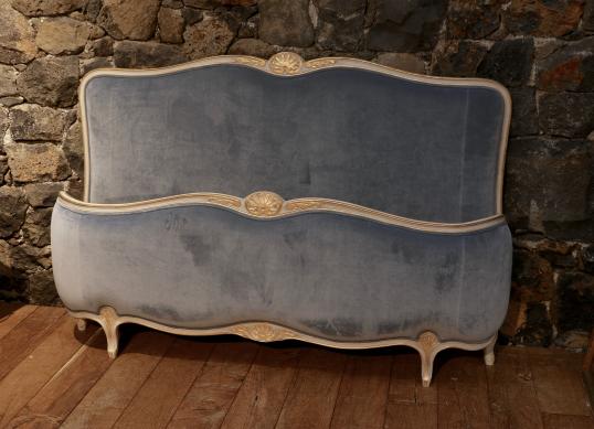 Demi Corbeille French Beds