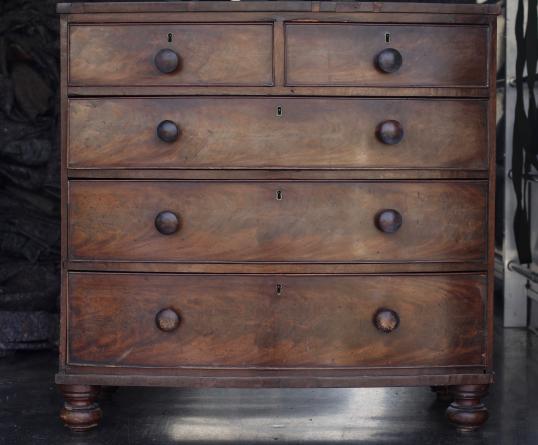 Bow Fronted Chest of Drawers